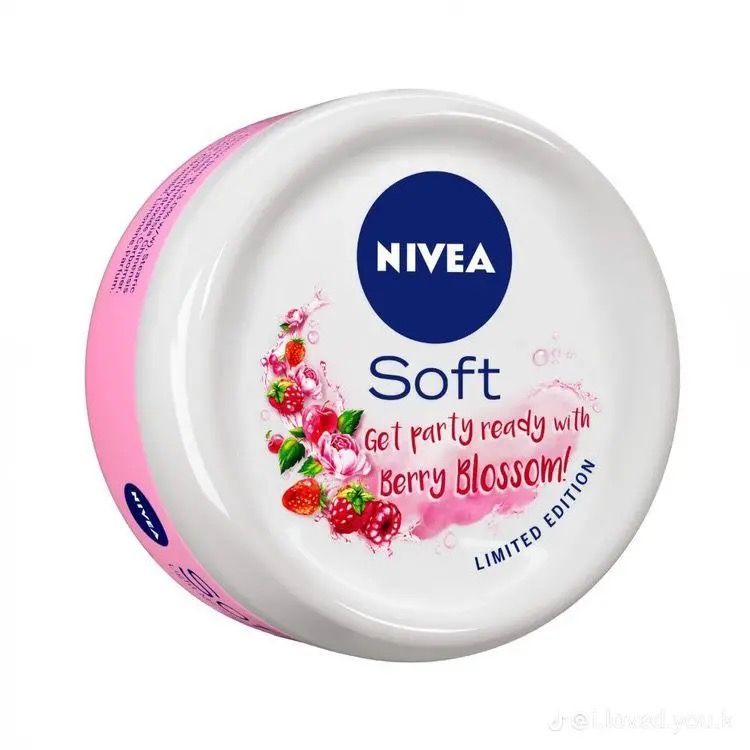NIVEA Refreshing Moisturizing Cream