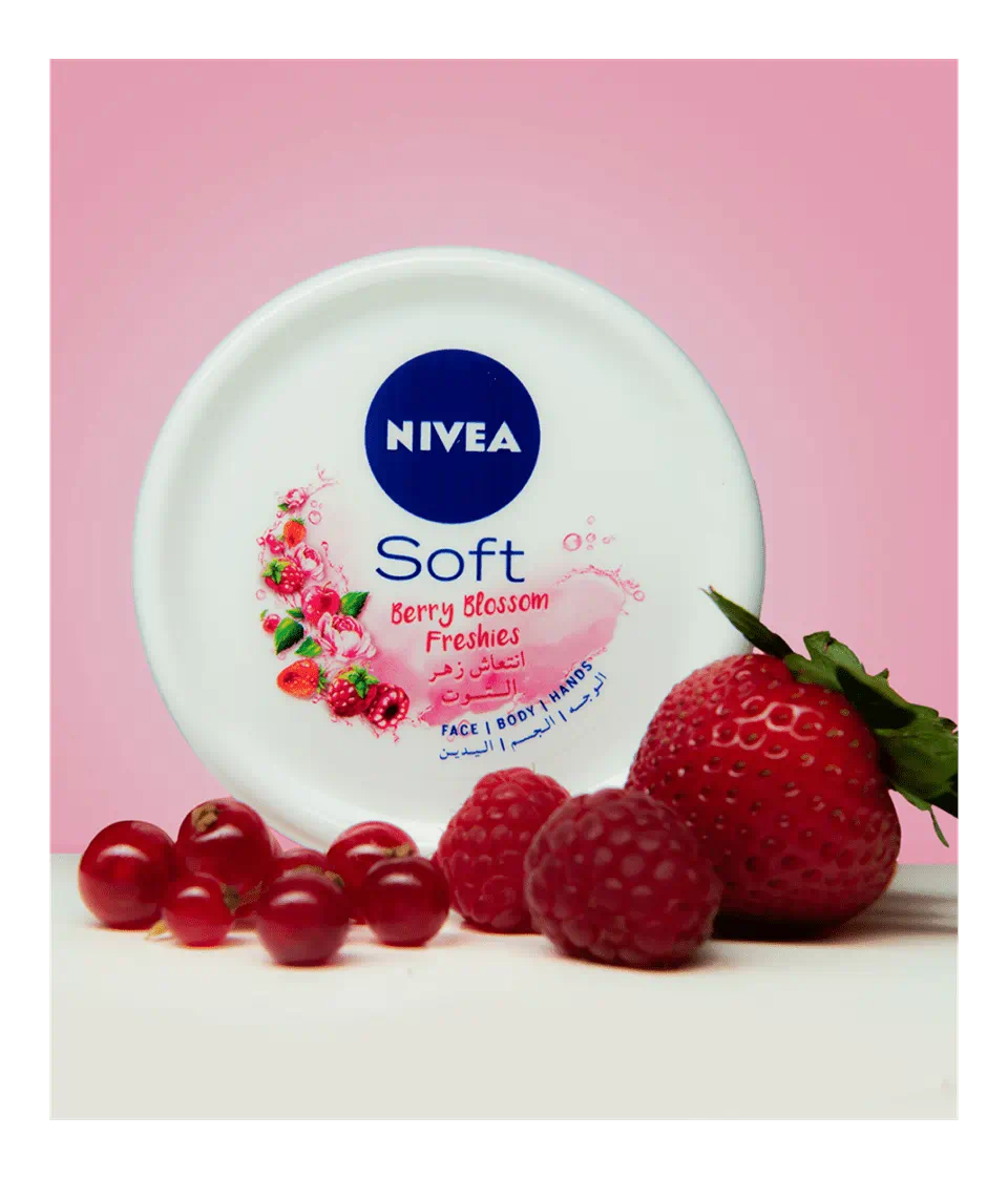 NIVEA Refreshing Moisturizing Cream